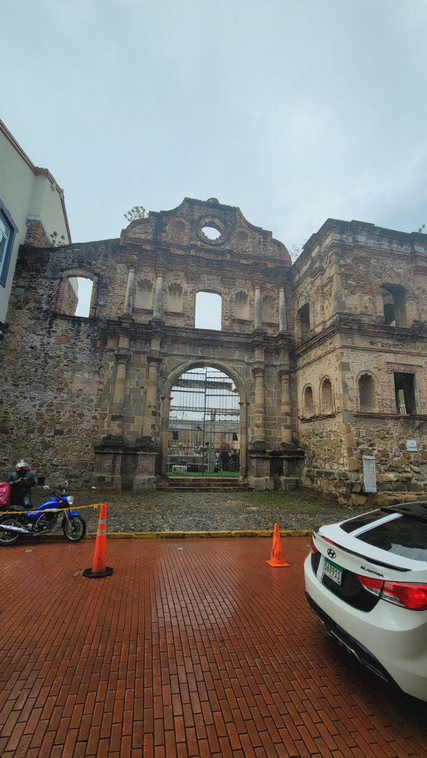 Roofless stone ruins of the Compañía de Jesús church in Casco Viejo, Panama