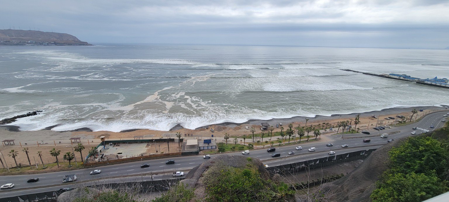Christmas decorations in Miraflores