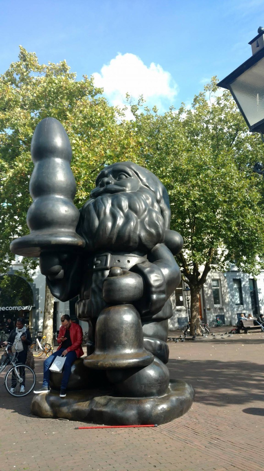 Rotterdam public sculpture by Paul McCarthy