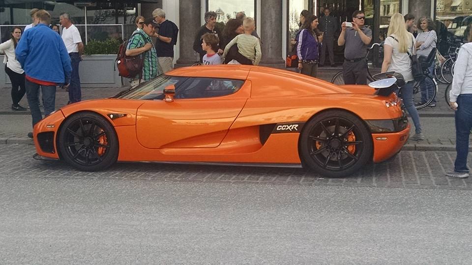 A bright orange Koenigsegg spotted on the street