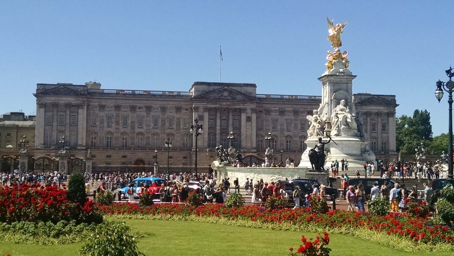 Buckingham Palace and memorial gardens