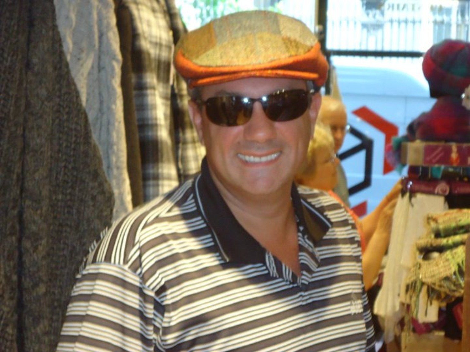 Tourist wearing a leprechaun cap in Dublin, Ireland