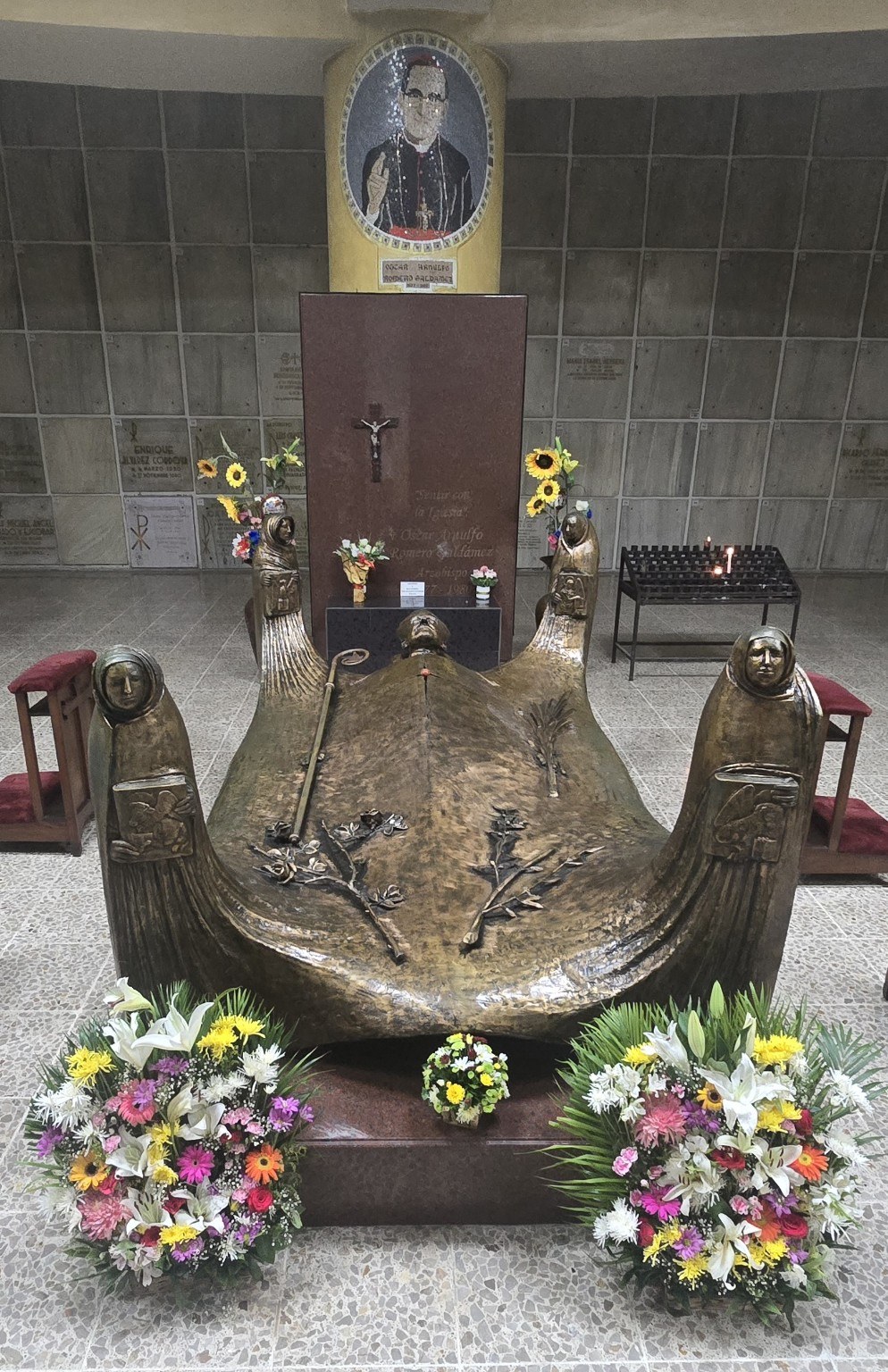 Tomb of Saint Óscar Romero